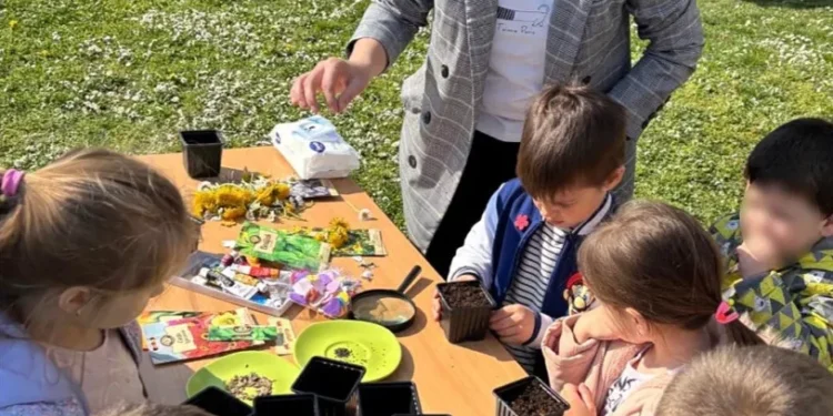 Saradnja PU „Pčelica” i Prehrambeno-šumarske škole: Deca kroz inspirativne aktivnosti otkrivaju čari prirode