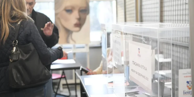 „Skandal u Kuli: SNS falsifikovao potpise lekara, oni jasno poručili – ‘Podržavamo studentsku listu, ne Vučića!’“