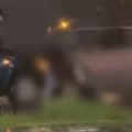Oborena 24-godišnjakinja u Novom Sadu: Saobraćajna nesreća, prevezena u bolnicu u svesnom stanju (video)