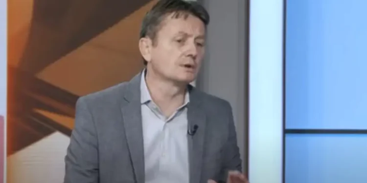 Glišić upozorava: „Ne upisujte decu na blokaderske fakultete, vraćaće vam ih u kovčegu!“