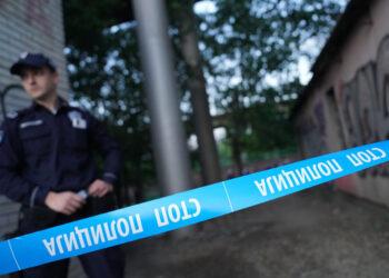 Eksplozija u Zemunu: Bomba bačena na teretanu, nekoliko povređenih!