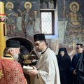 Čuvene ratarske sveće stigle u Manastir Tronošu na veliki četvrtak: Oživljavanje vekovnih tradicija